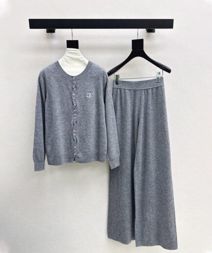 CHANEL WOMEN SUIT(size:S|M|L)