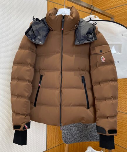 MONCLER UNISEX COAT(size:48|50|52|54|56)