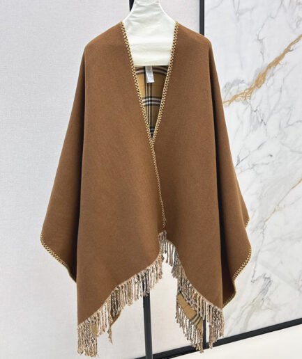 BURBERRY WOMEN REVERSIBLE SHAWL