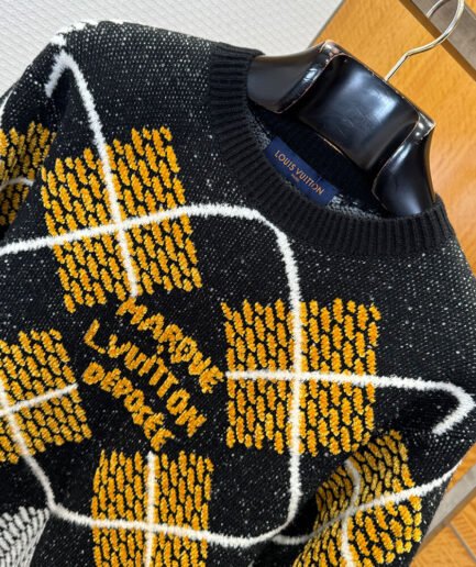 LV UNISEX SHIRT(size:S|M|L|XL)