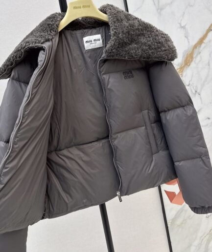 MIUMIU WOMEN COAT(size:S|M|L)