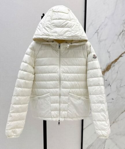 MONCLER WOMEN COAT(size:0|1|2|3)