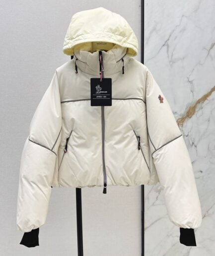 MONCLER WOMEN COAT(size:0|1|2|3)