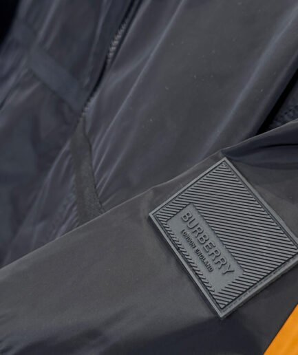 BURBERRY UNISEX COAT(size:S|M|L|XL|XXL)