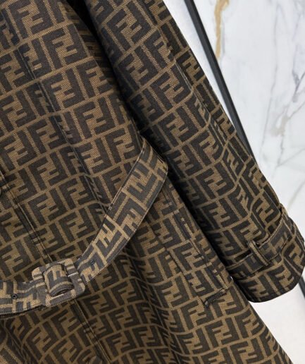 FENDI WOMEN COAT(size:S|M|L)