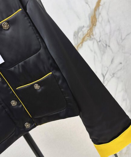 CHANEL WOMEN COAT(size:S|M|L)