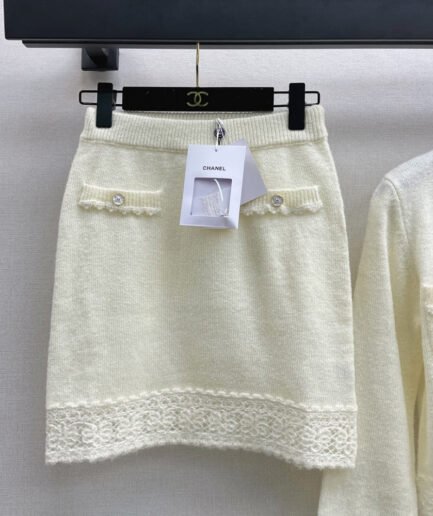 CHANEL WOMEN SUIT(size:S|M|L)