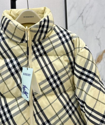 BURBERRY WOMEN REVERSIBLE COAT(size:S|M|L|XL)